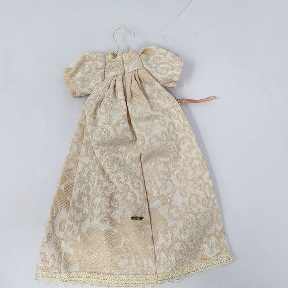 Victorian Style Dress Ornament Set of 6 Decorative Fan Christmas Decor - Picture 7 of 11